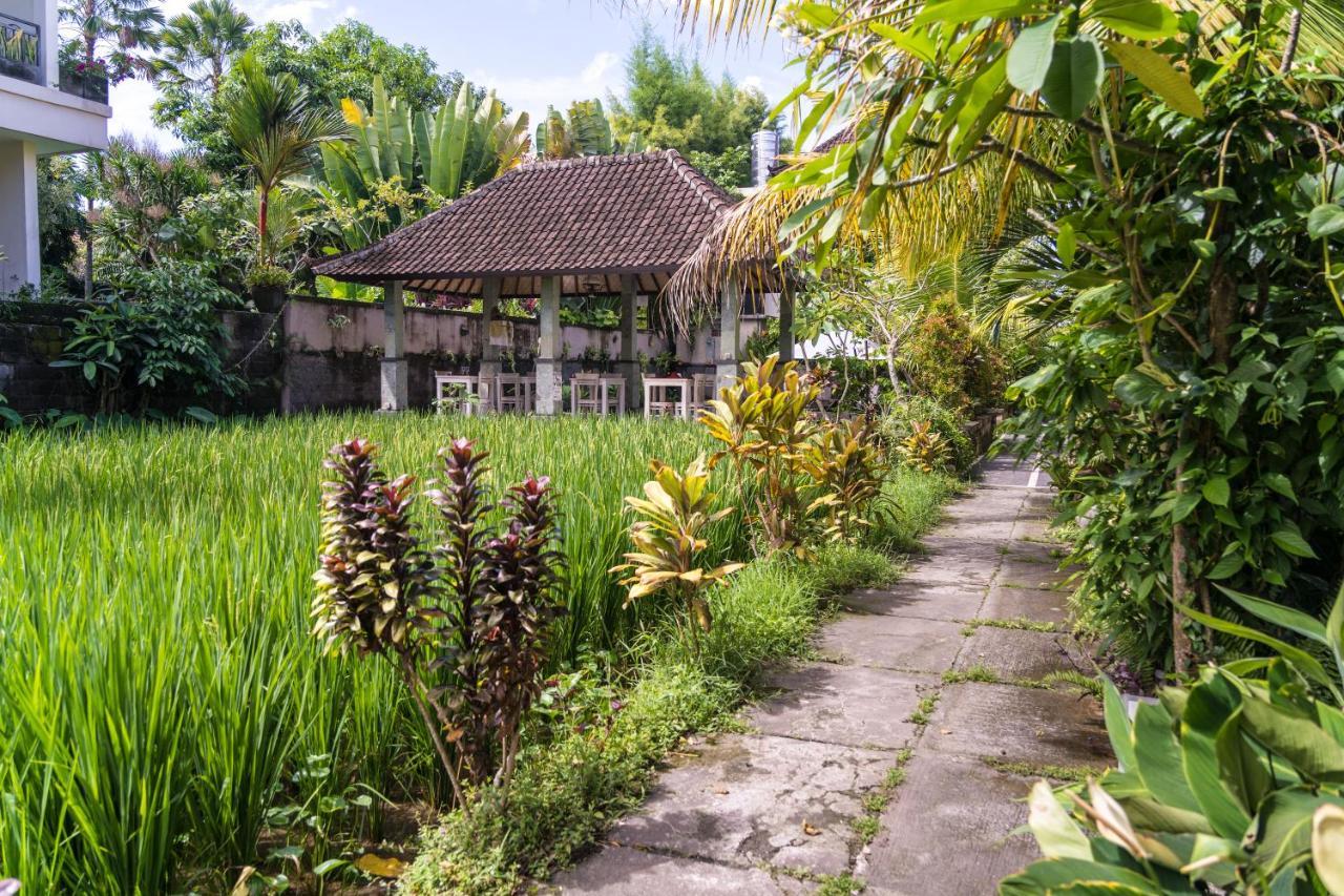 Adi Santia Bungalows Ubud Eksteriør billede