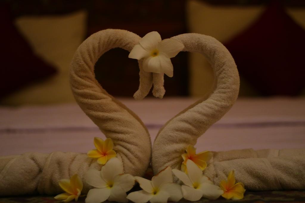 Adi Santia Bungalows Ubud Eksteriør billede